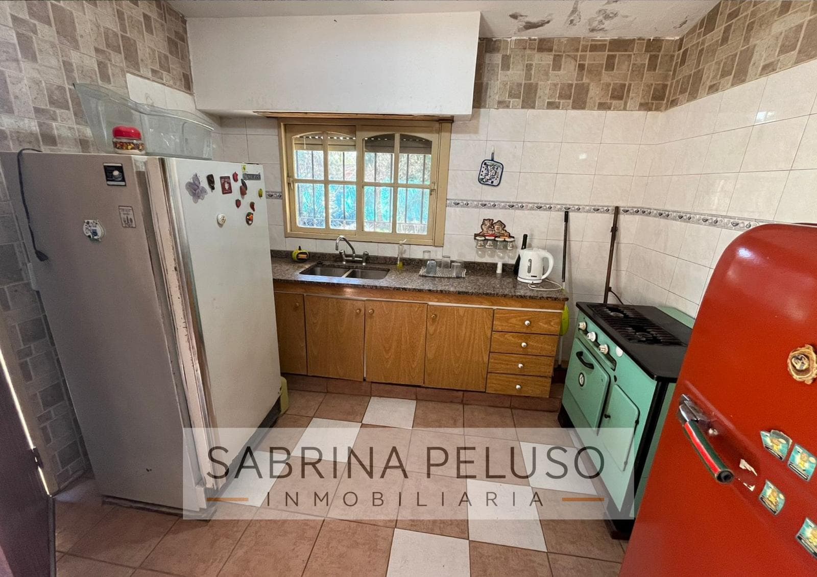 HOUSE FOR SALE IN LA REJA
