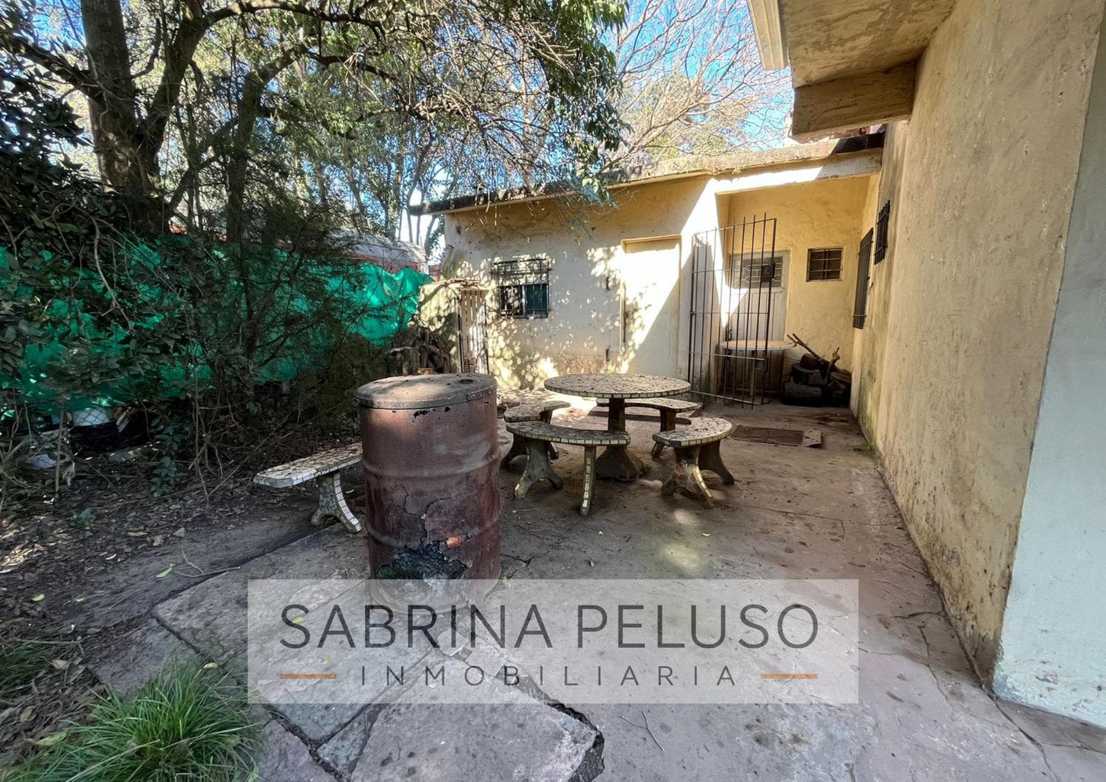 HOUSE FOR SALE IN LA REJA