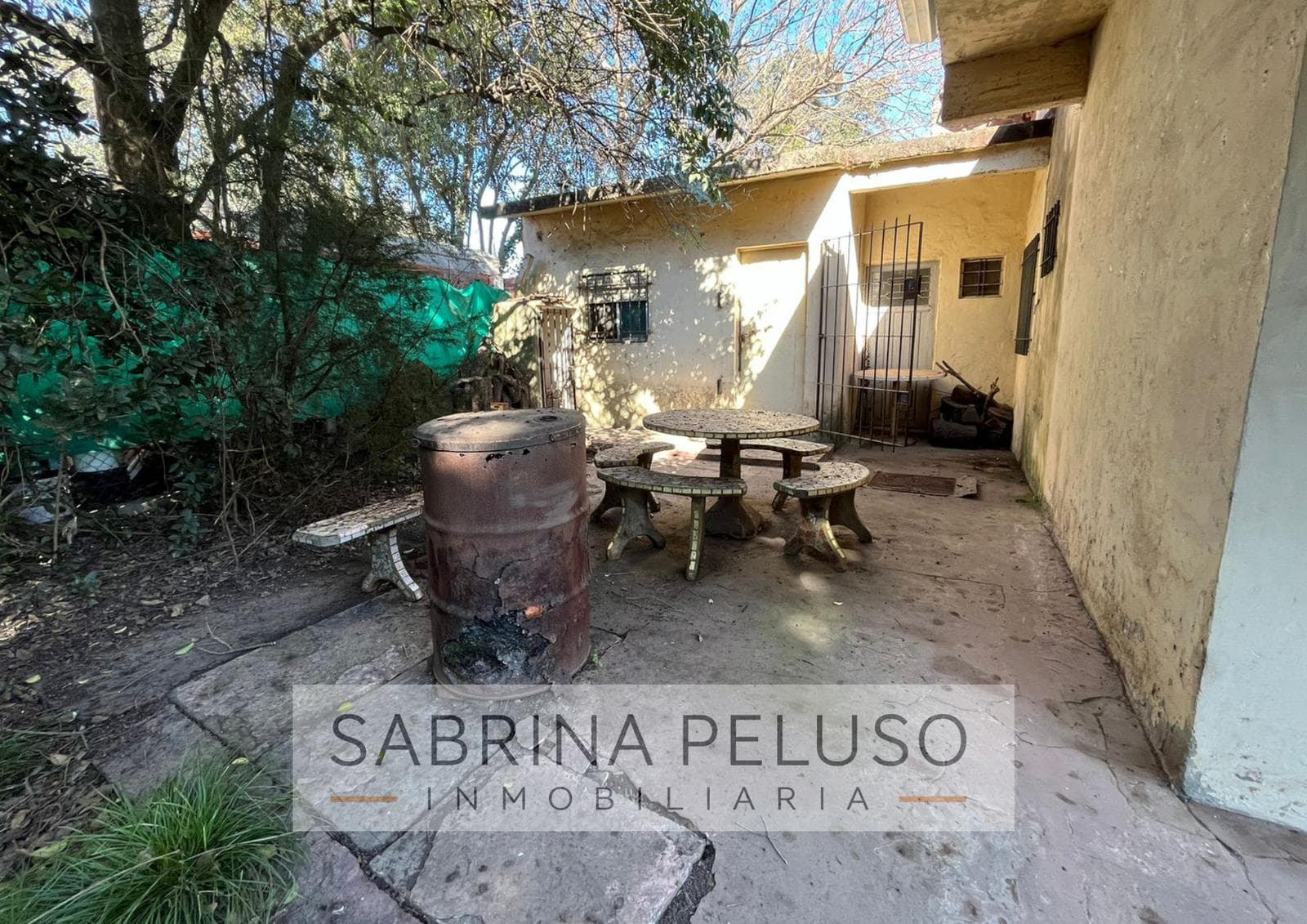 HOUSE FOR SALE IN LA REJA