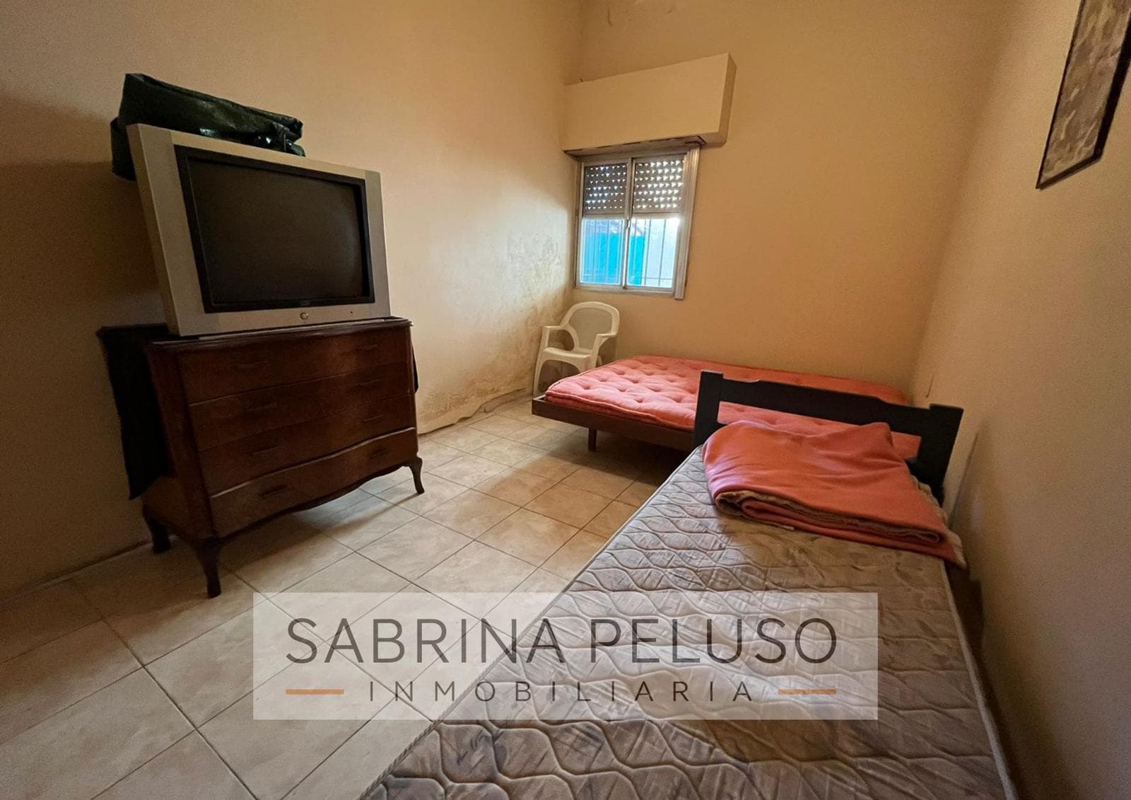 HOUSE FOR SALE IN LA REJA