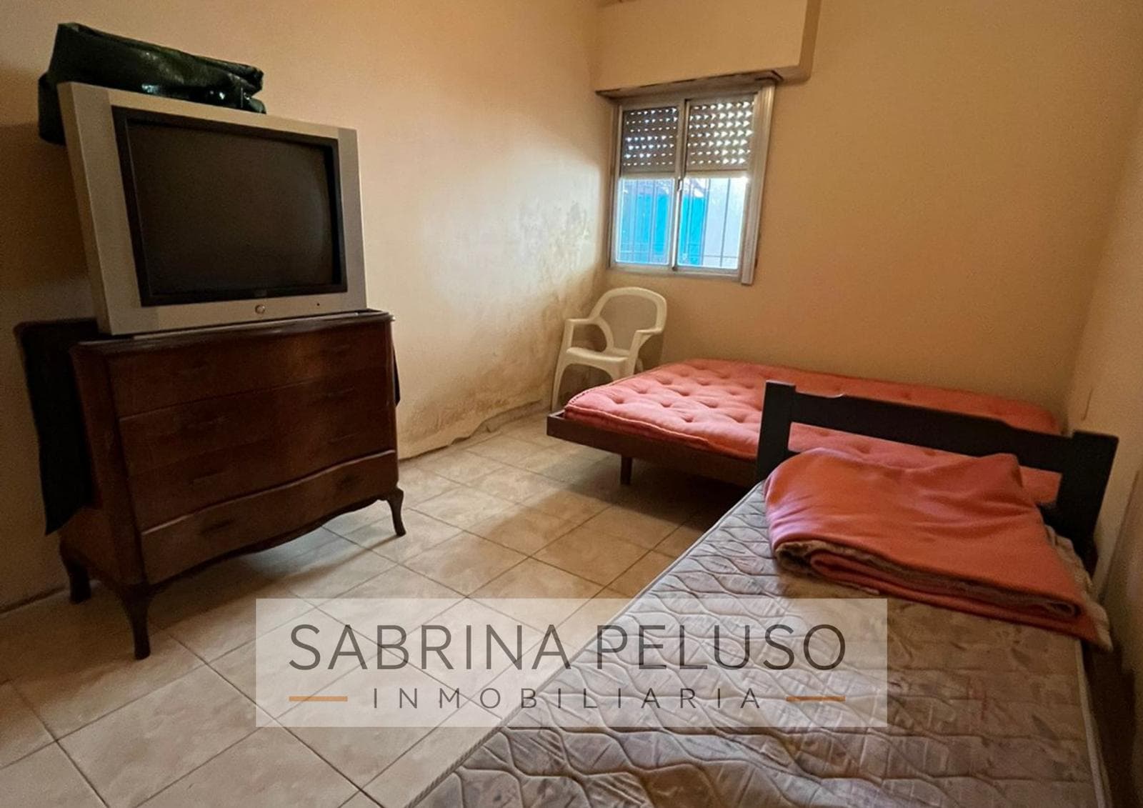 HOUSE FOR SALE IN LA REJA