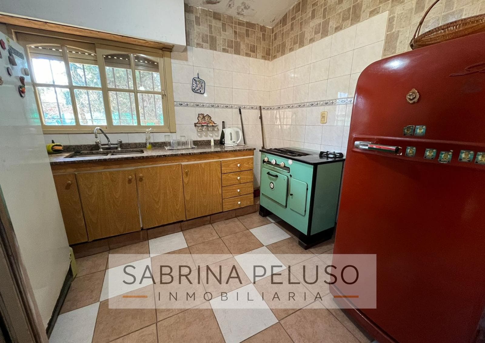 HOUSE FOR SALE IN LA REJA