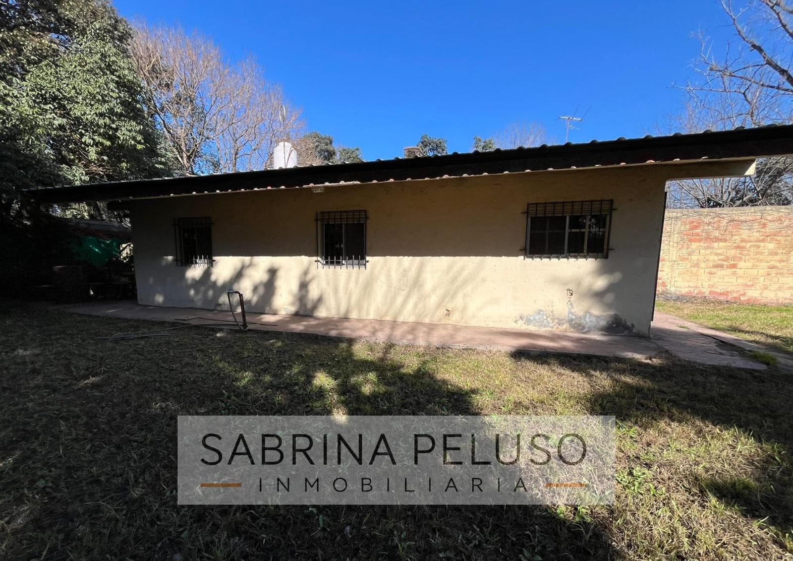 HOUSE FOR SALE IN LA REJA