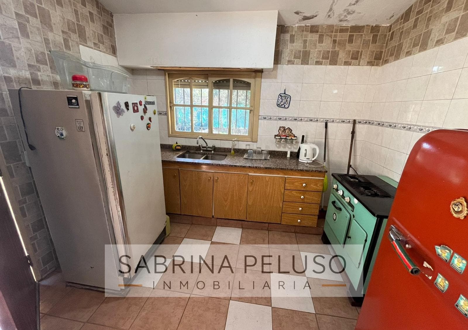 HOUSE FOR SALE IN LA REJA