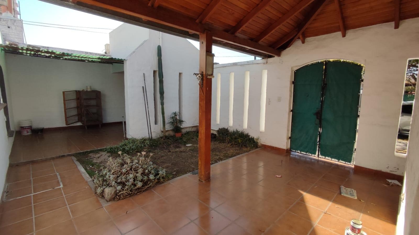 House in Alto Verde: 3 bedrooms - 500 square meters
