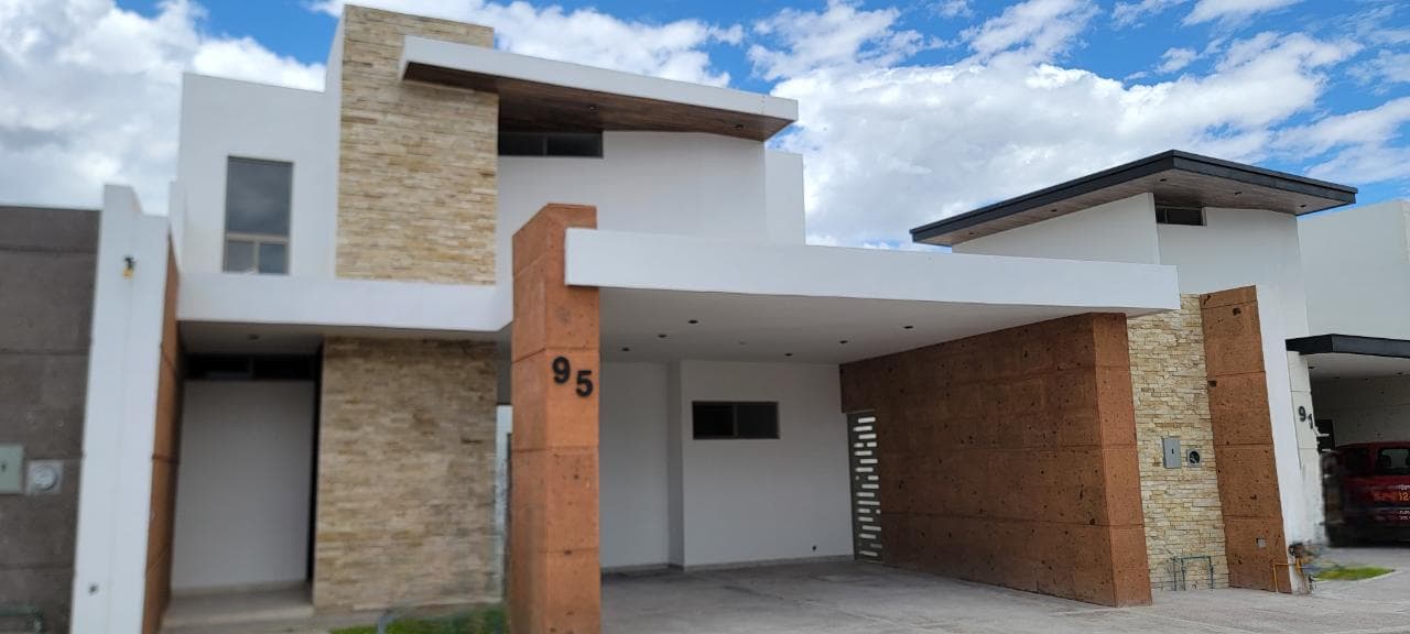 House for Sale in las Viñas, Torreón