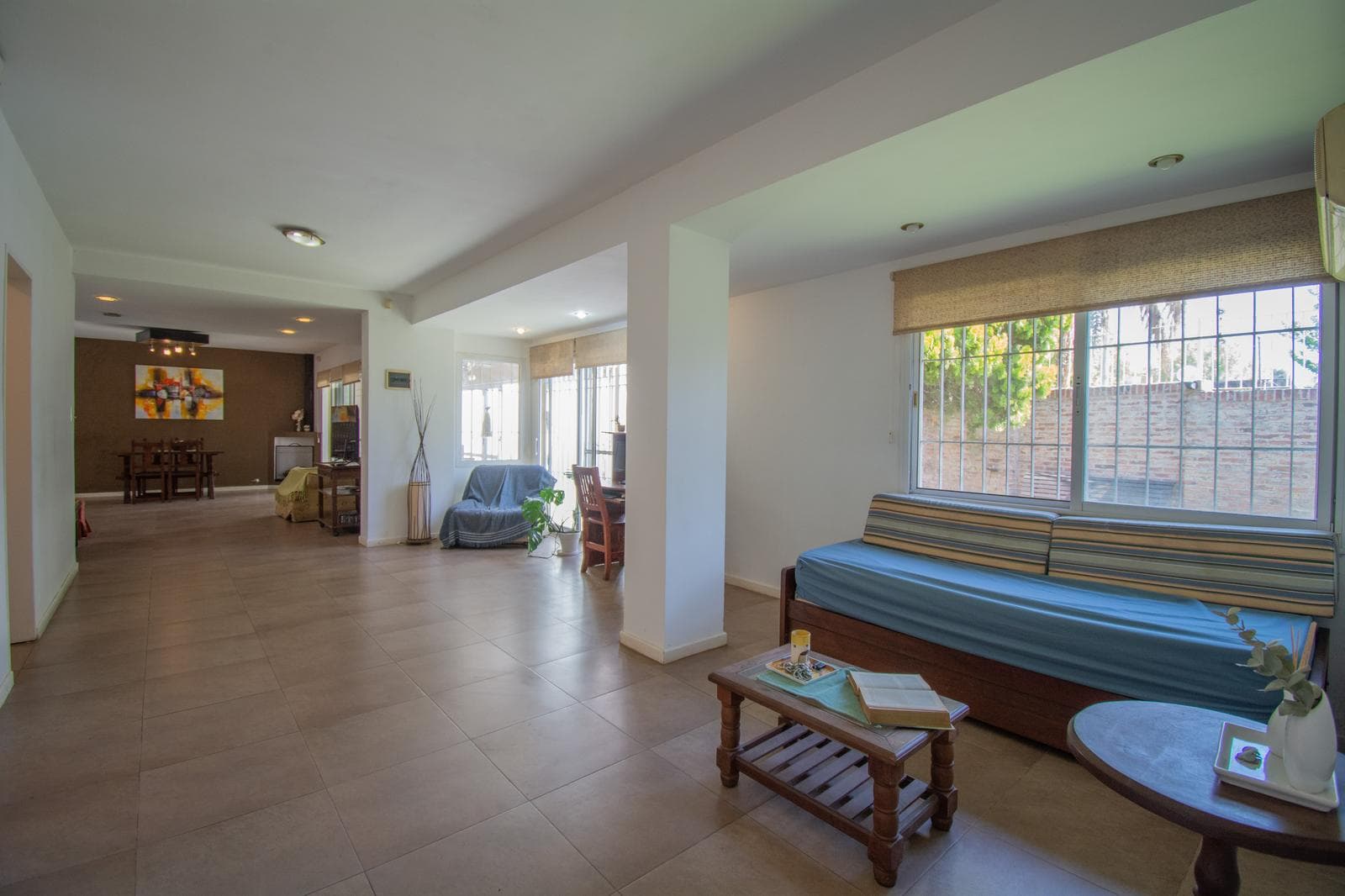 4-ROOM HOUSE WITH BARBECUE AREA AND POOL—ELIGIBLE FOR MORTGAGE