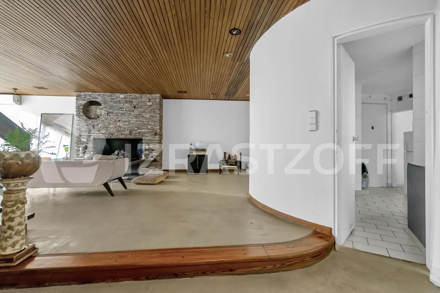 Triplex Apartment in Recoleta