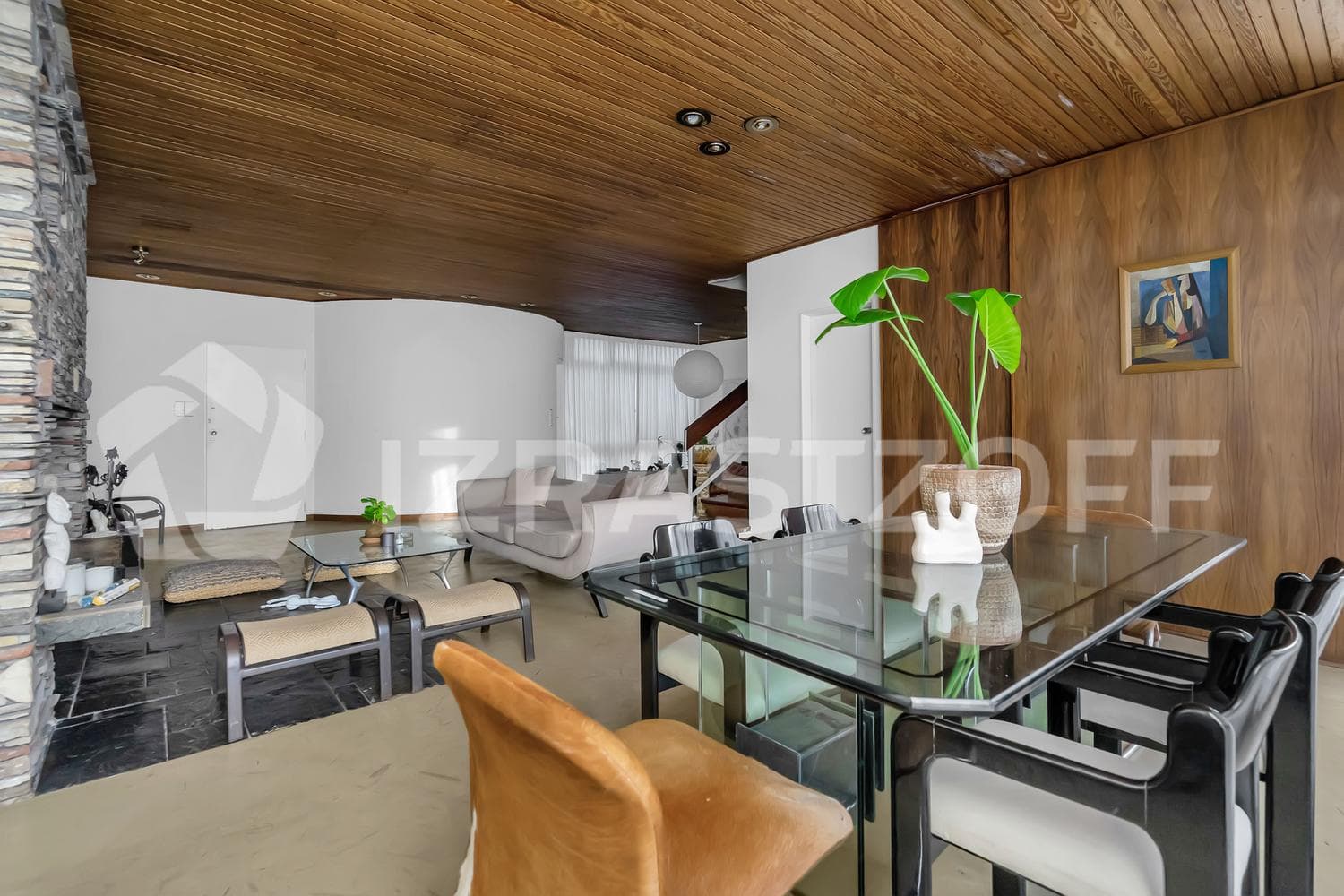 Triplex Apartment in Recoleta
