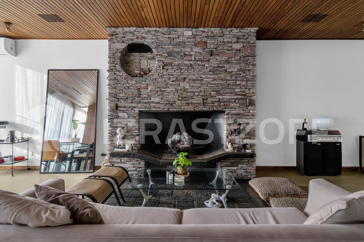 Triplex Apartment in Recoleta