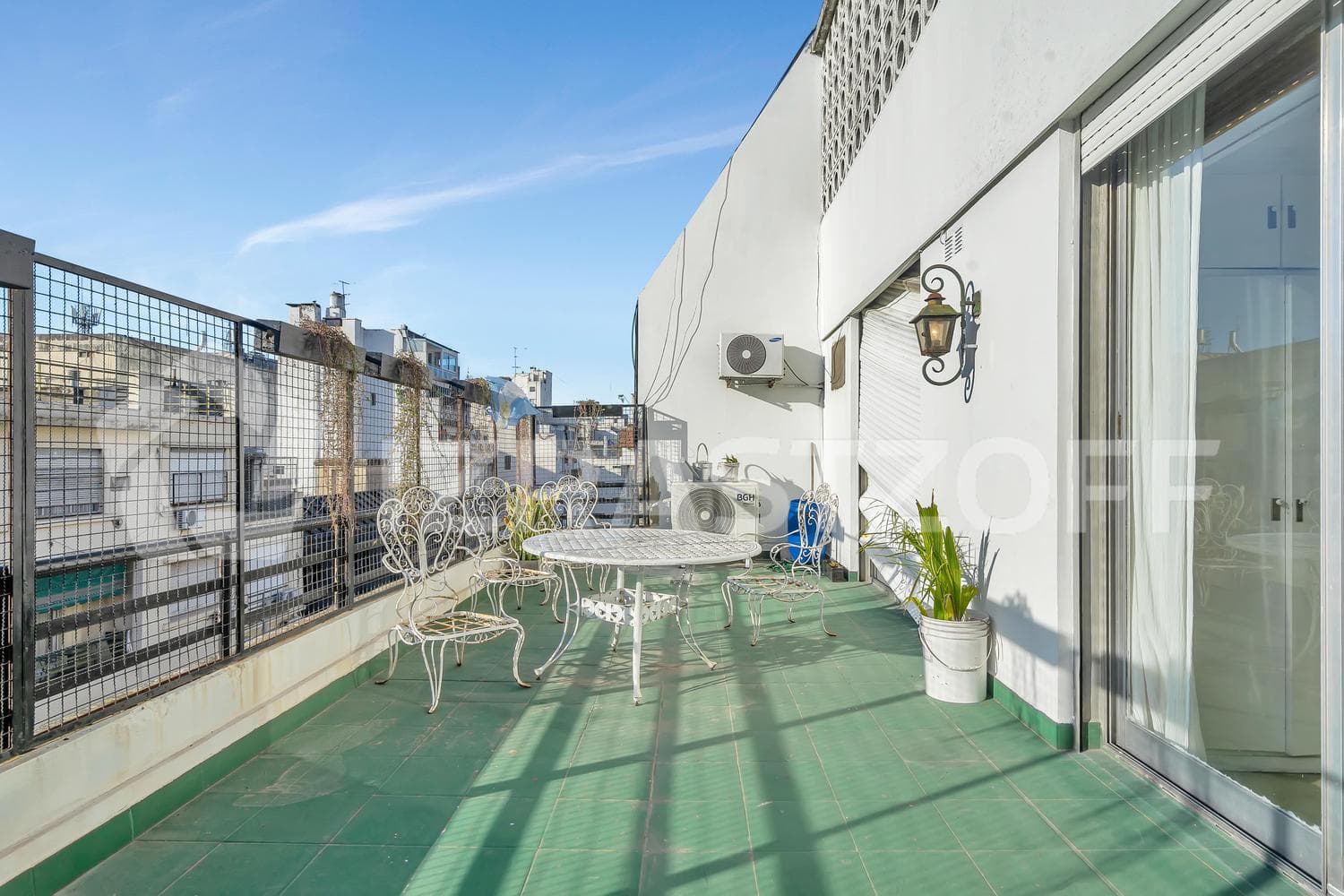 Triplex Apartment in Recoleta