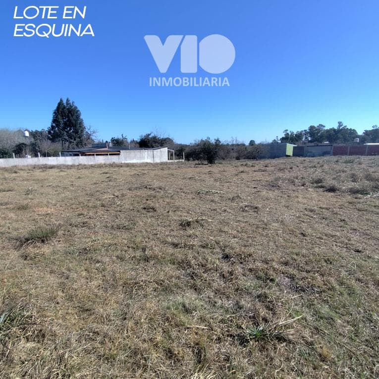 Corner lot in Colón