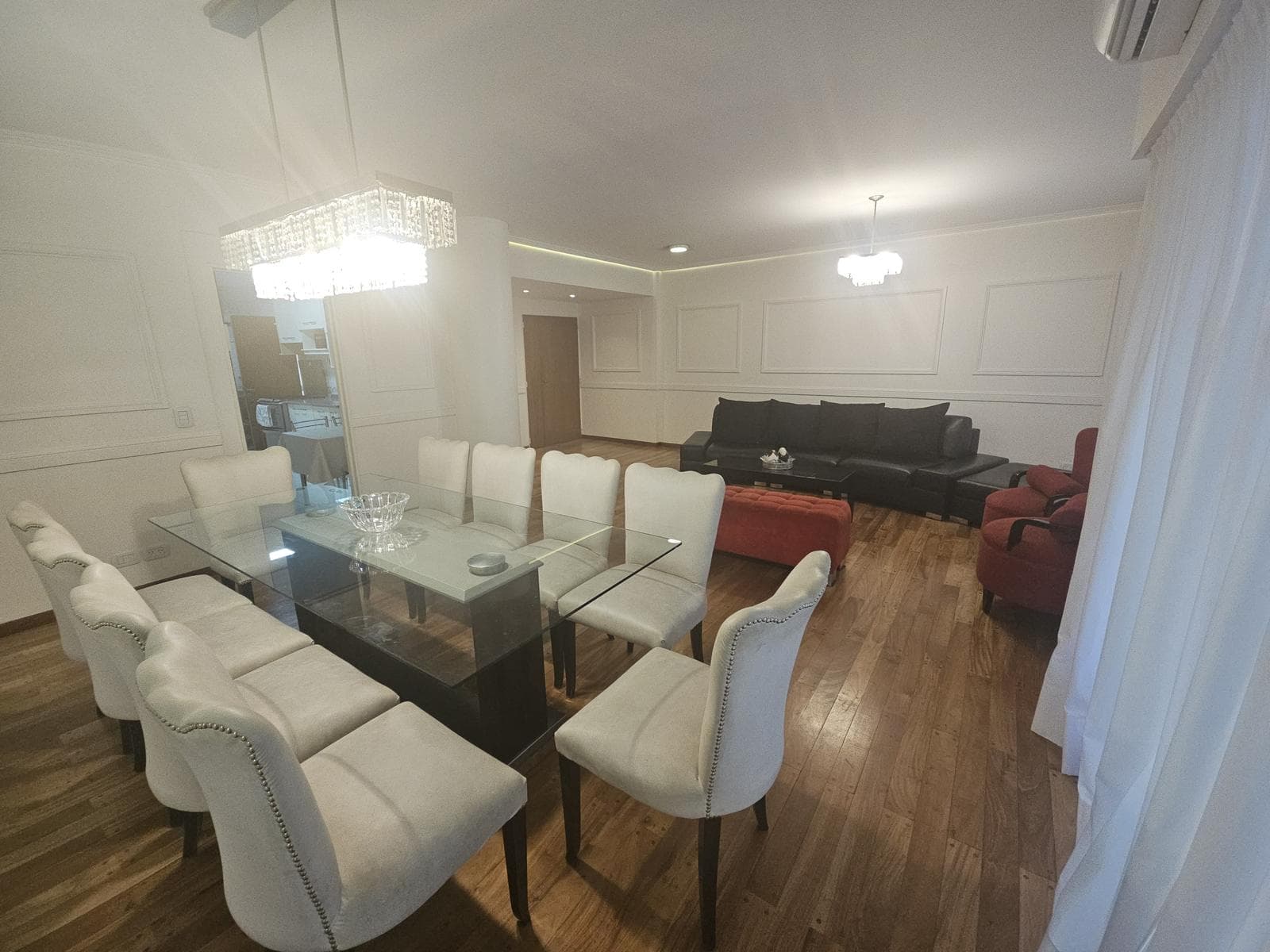 5-Room Apartment for Sale in Barrio Norte with Garage and Storage Room