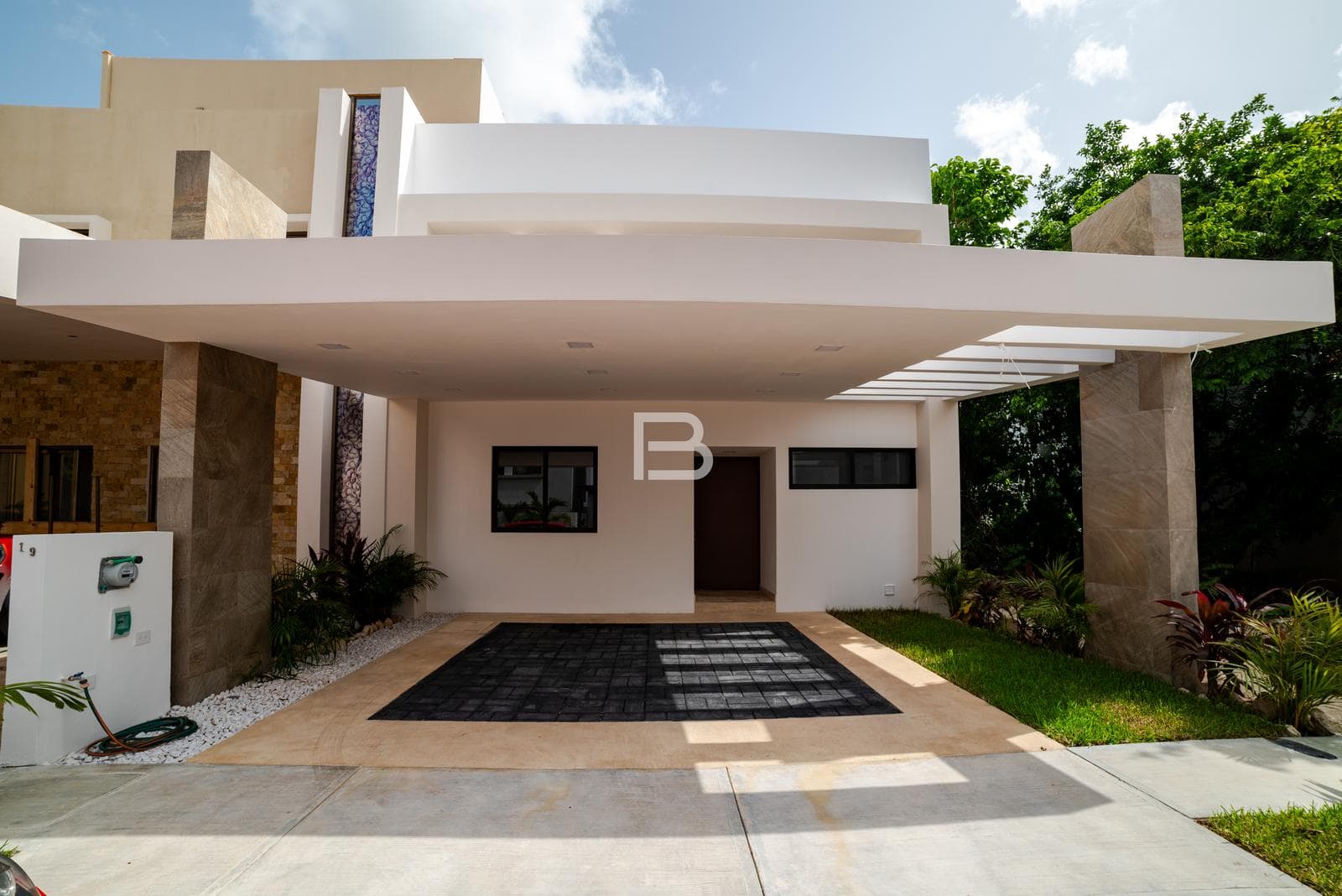 House for Sale in Residencial Rio in Cancun