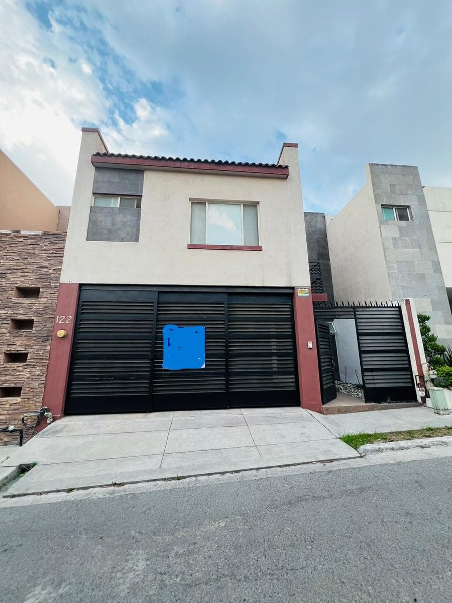 House for Sale in Cumbres Elite