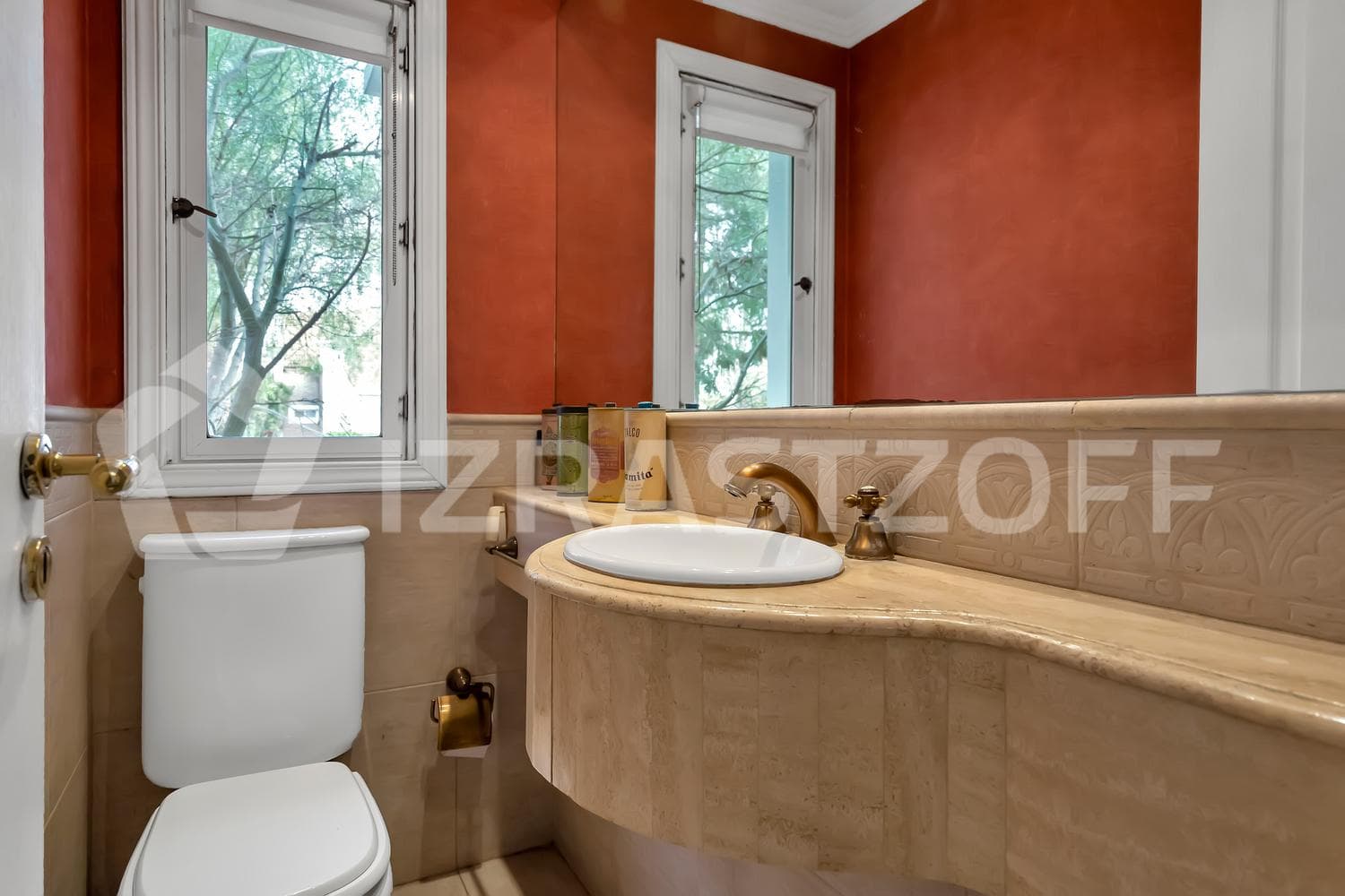Venta Casa ideal para familia numerosa en Club De Campo Pueyrredon