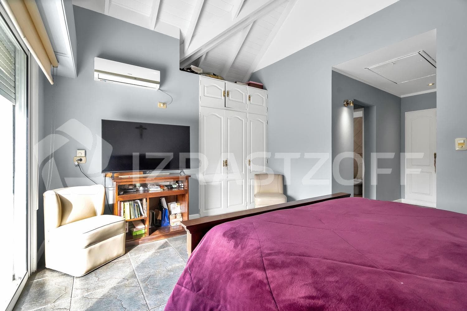 Venta Casa ideal para familia numerosa en Club De Campo Pueyrredon