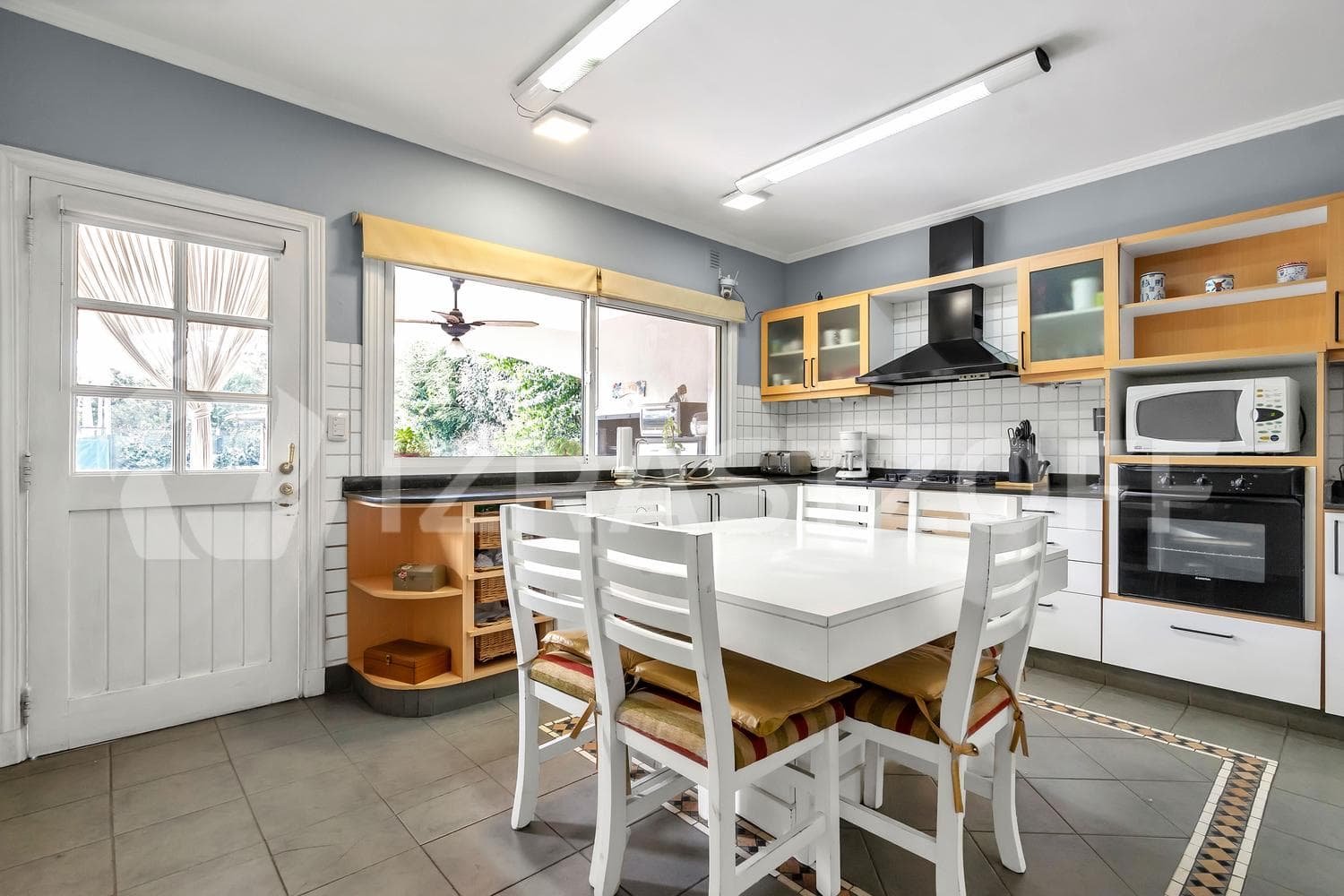 Venta Casa ideal para familia numerosa en Club De Campo Pueyrredon