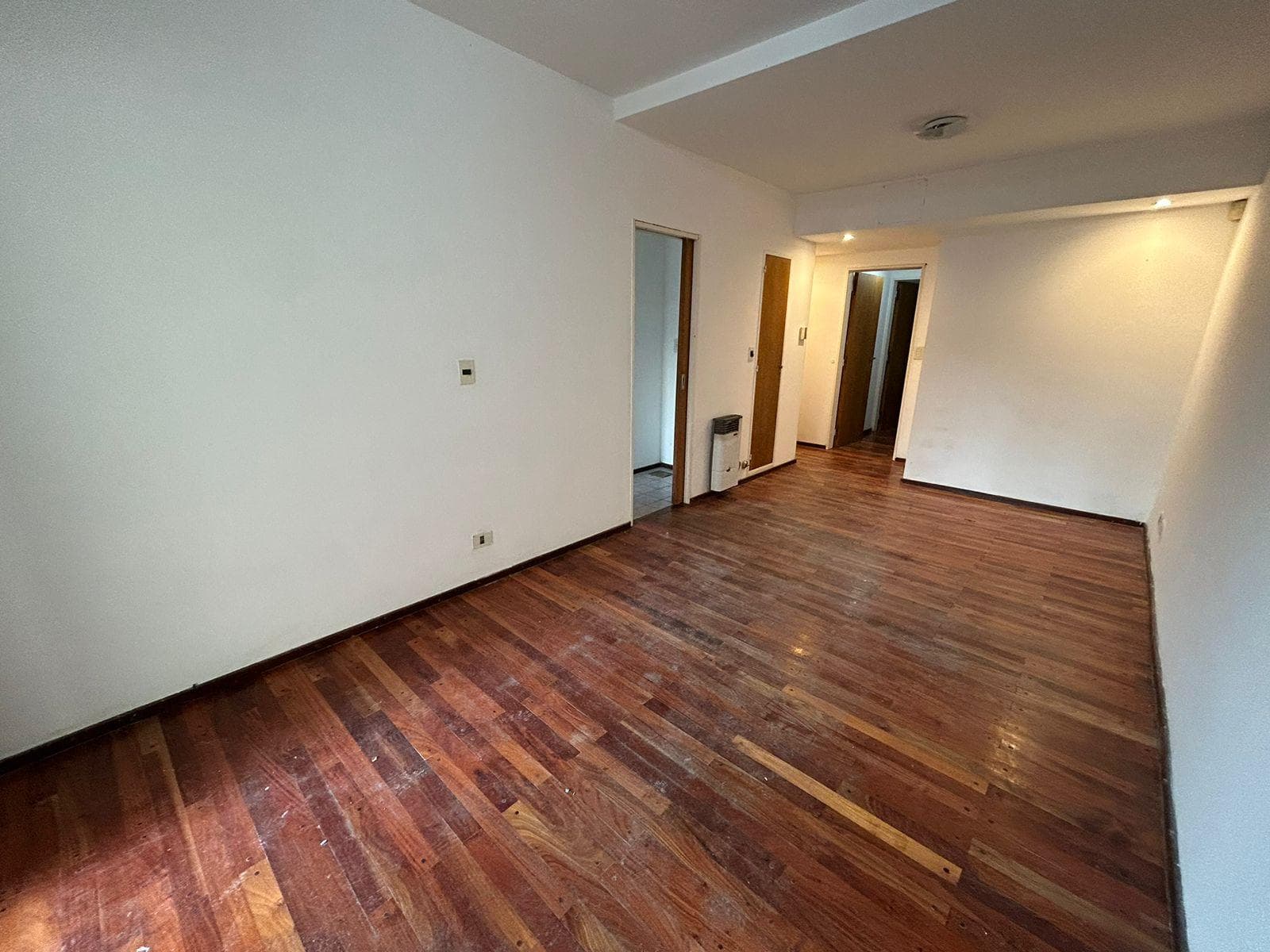 1-bedroom apartment with a patio and amenities - Rivadavia 2200