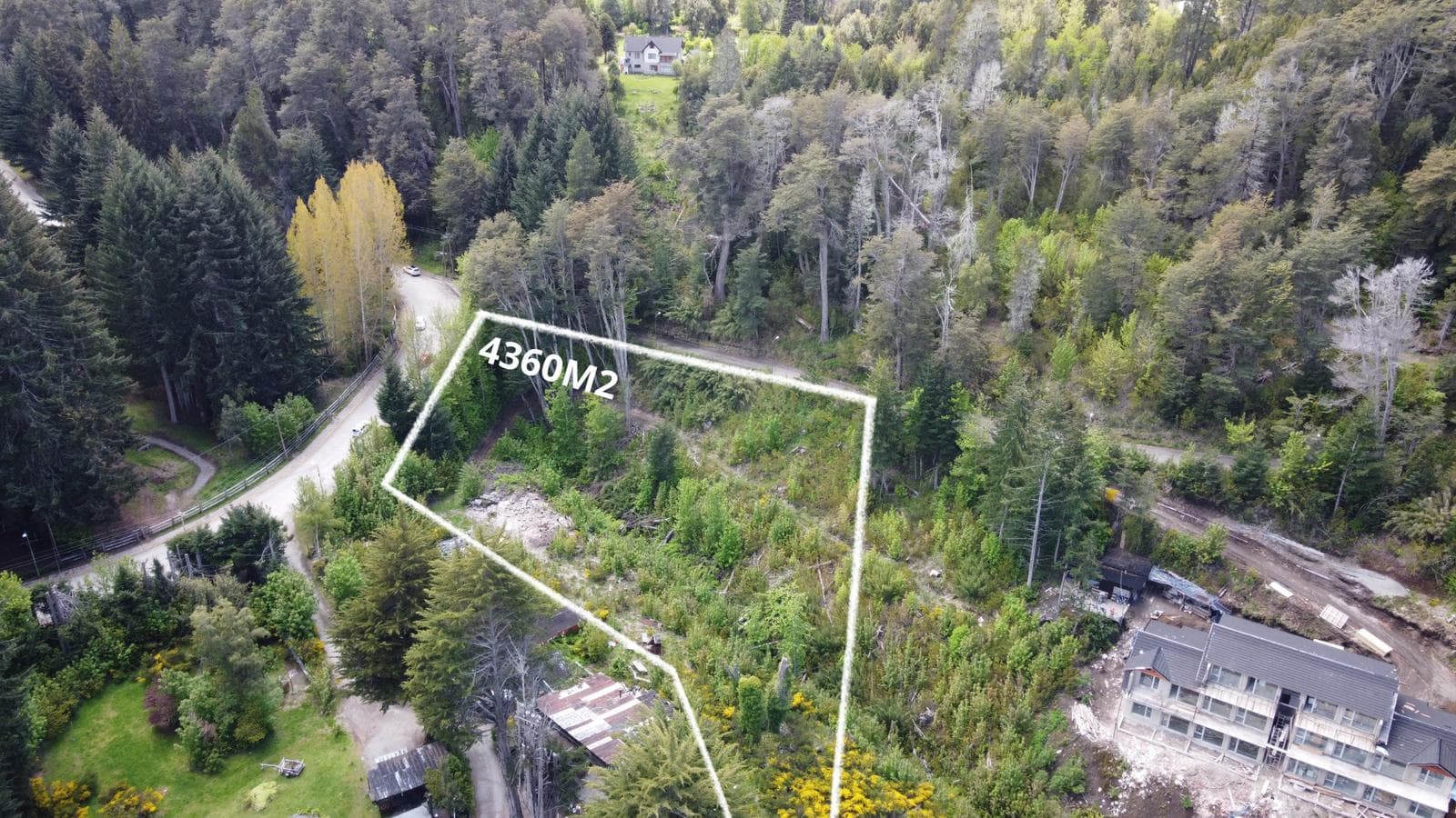 FOR SALE: LOT OF 4,360 m², PUERTO, VILLA LA ANGOSTURA