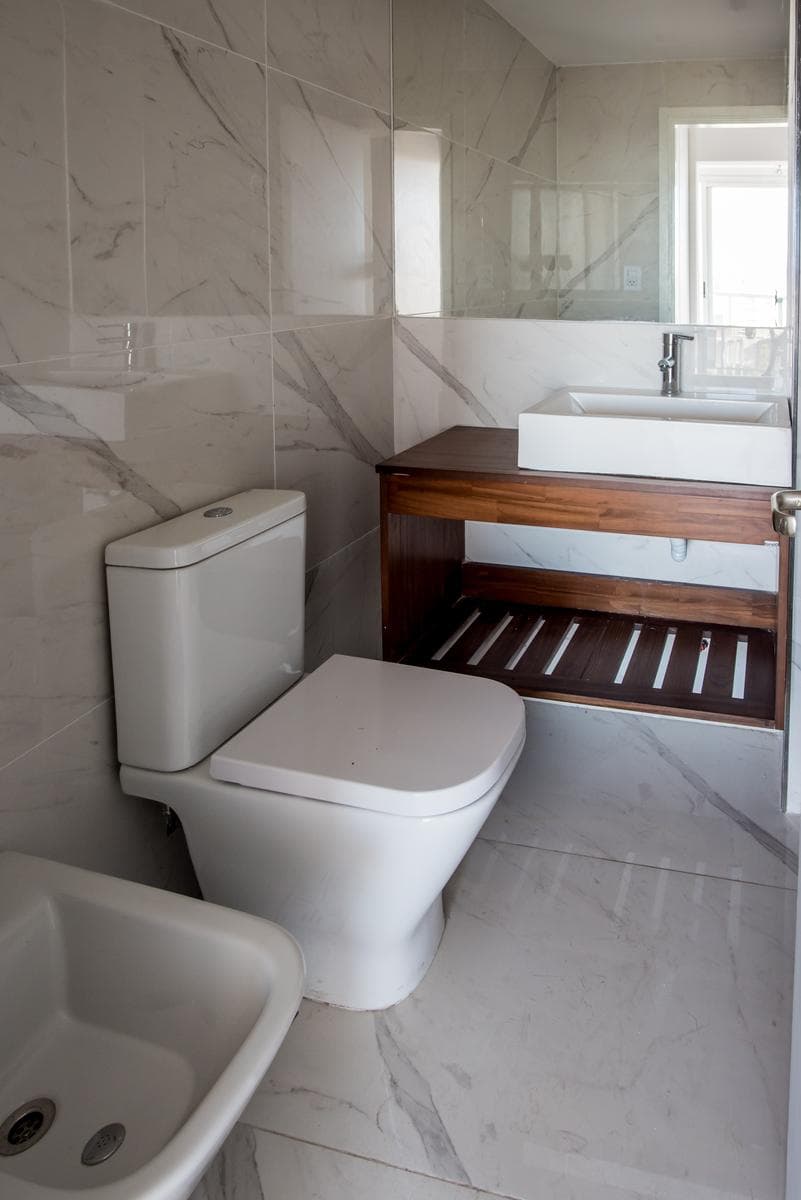 3-Bedroom Apartment with Double Garage at Fisherton View
