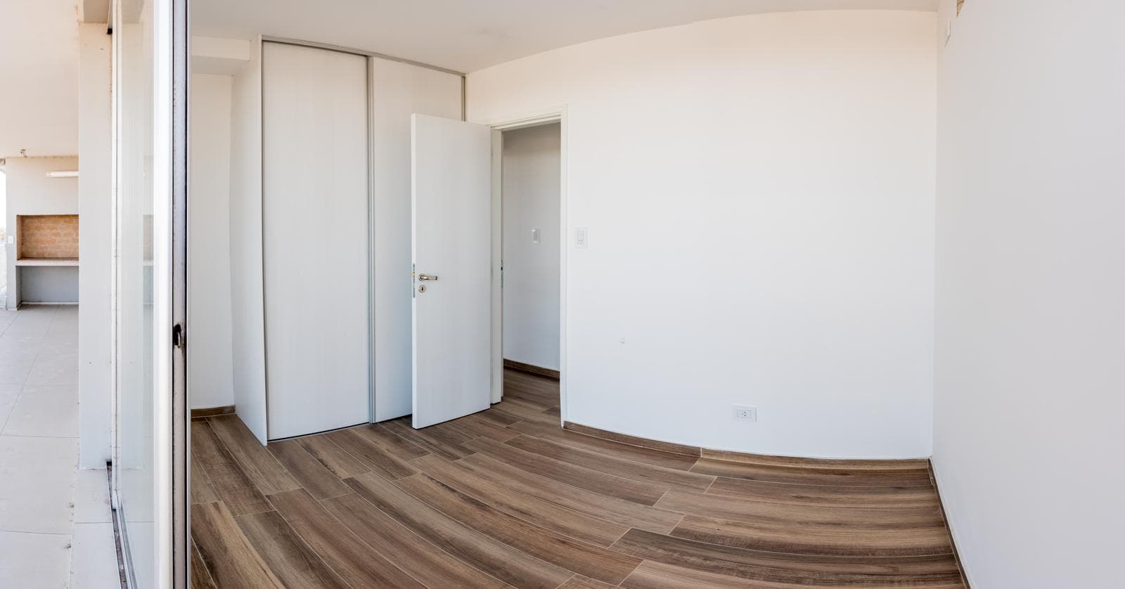 3-Bedroom Apartment with Double Garage at Fisherton View