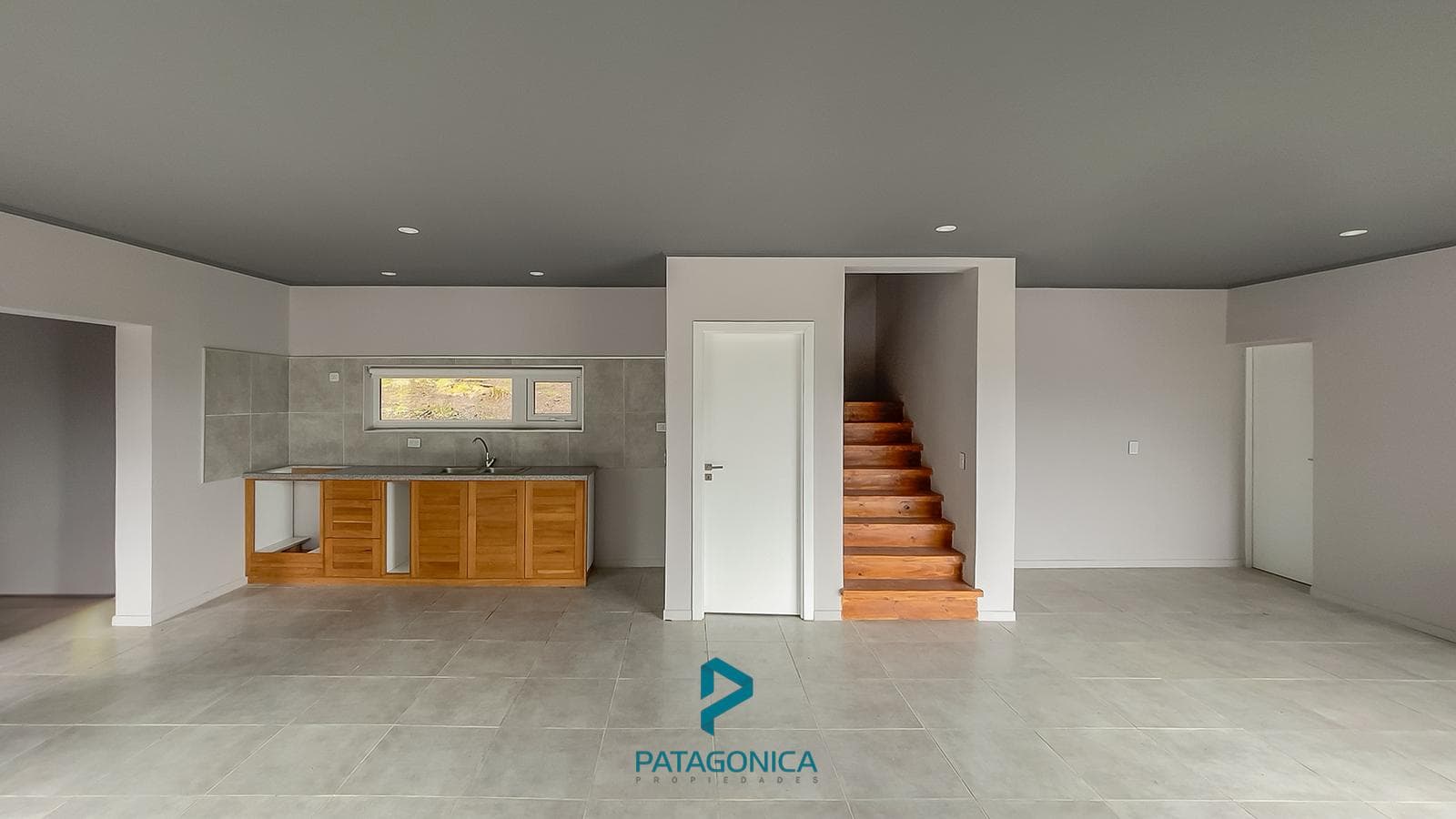 FOR SALE—Brand-new 3-room house on a 500 m² lot in Las Balsas, Osa Mayor, Villa La Angostura