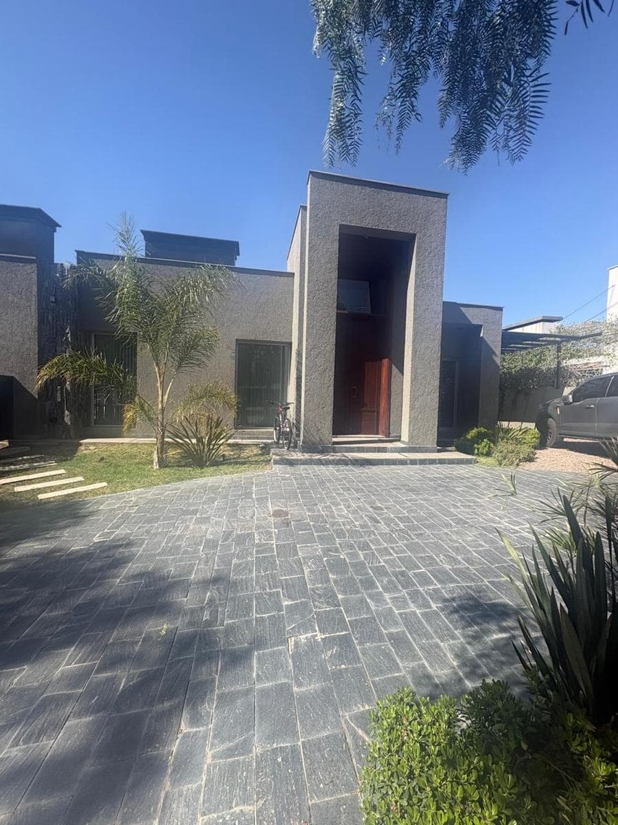 Casa en Barrio Dalvian
