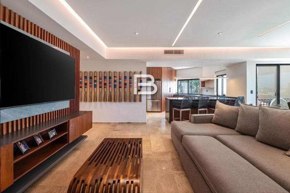 Apartment for Sale in La Isla with a Dock, Hotel Zone, Cancún, Quintana Roo