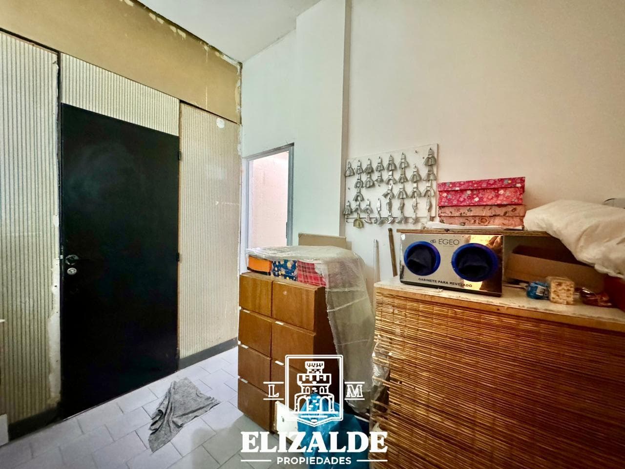Alsina and 3 de Febrero - Corner Storefront - For Sale - San Fernando