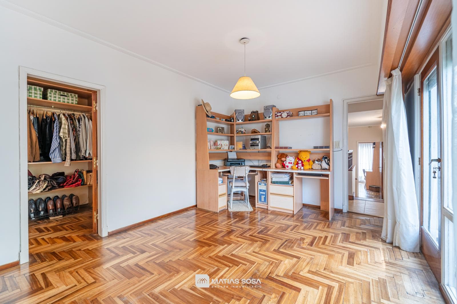 For Sale - 4-room house with a park and barbecue area - Chauvin neighborhood