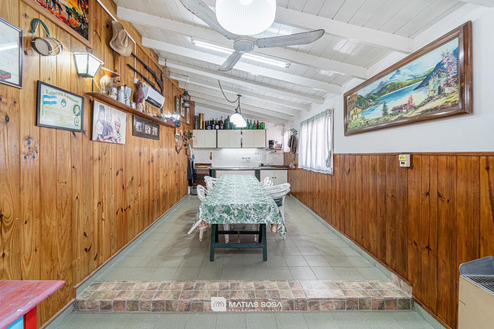 For Sale - 4-room house with a park and barbecue area - Chauvin neighborhood