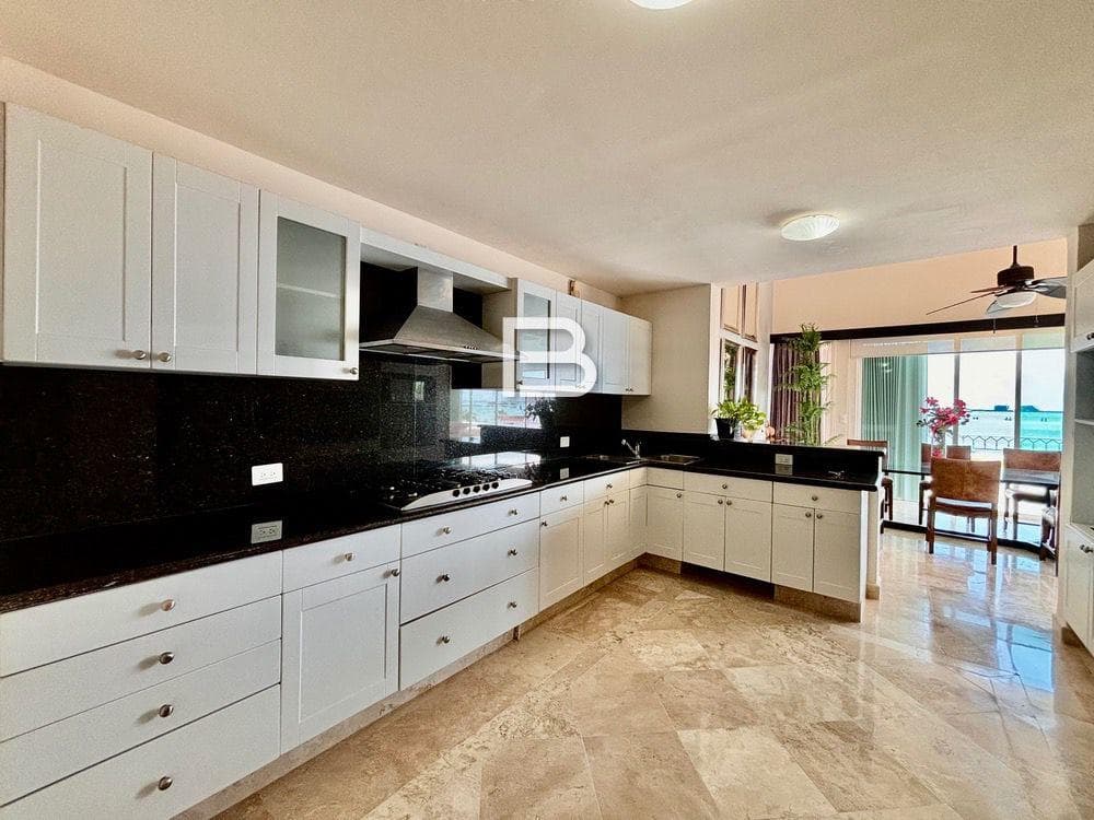Furnished Penthouse for Rent in Isla Dorada, Cancún's Hotel Zone