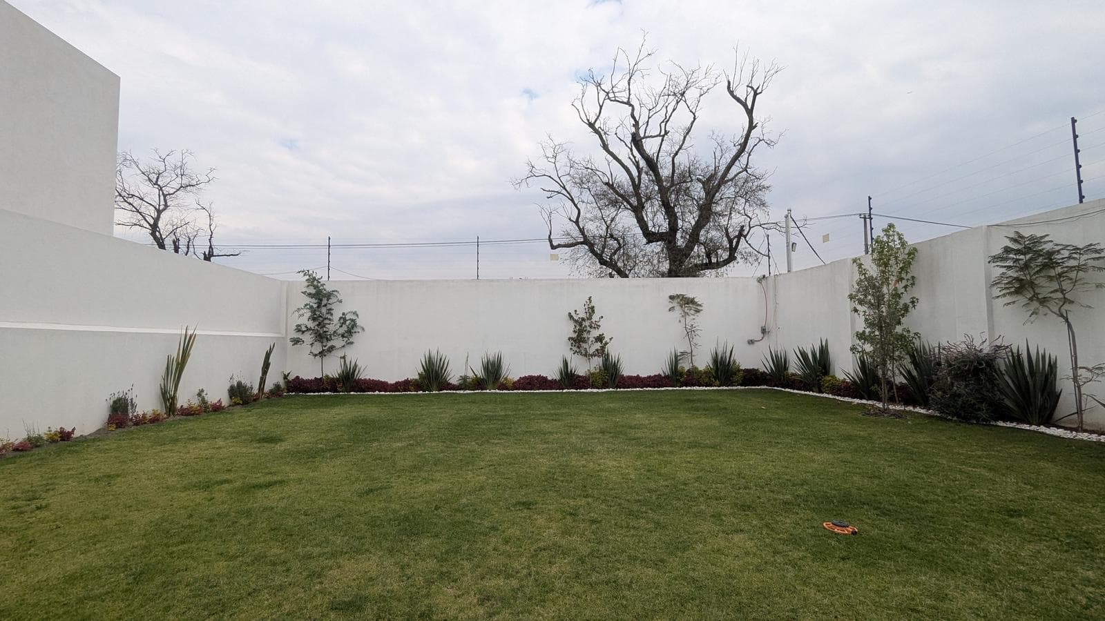 NEW HOME FOR SALE IN METEPEC WITHIN A GATED COMMUNITY
