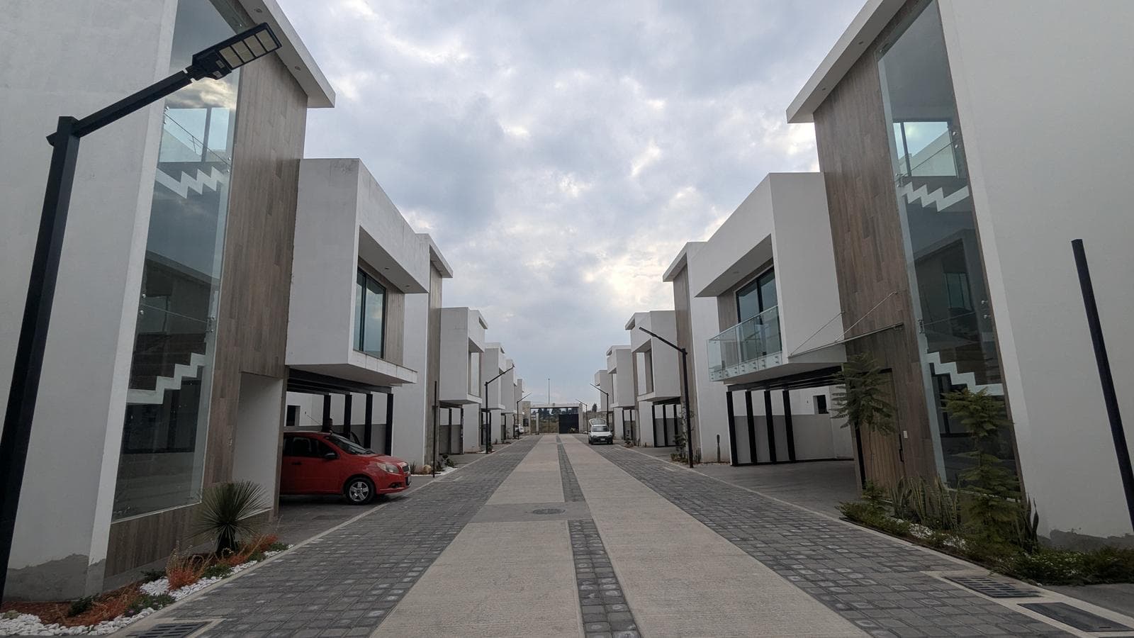 NEW HOME FOR SALE IN METEPEC WITHIN A GATED COMMUNITY