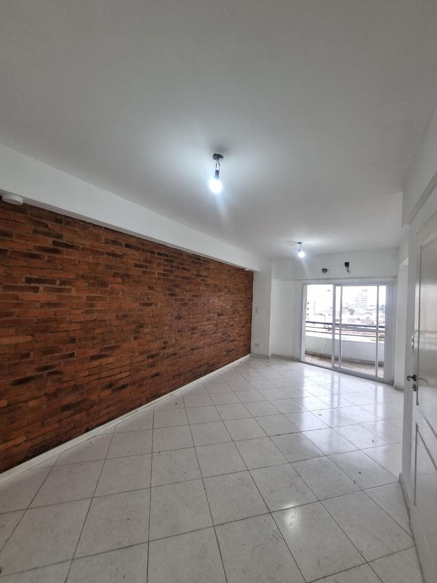 3-room apartment for sale with garage in Lanús Este
