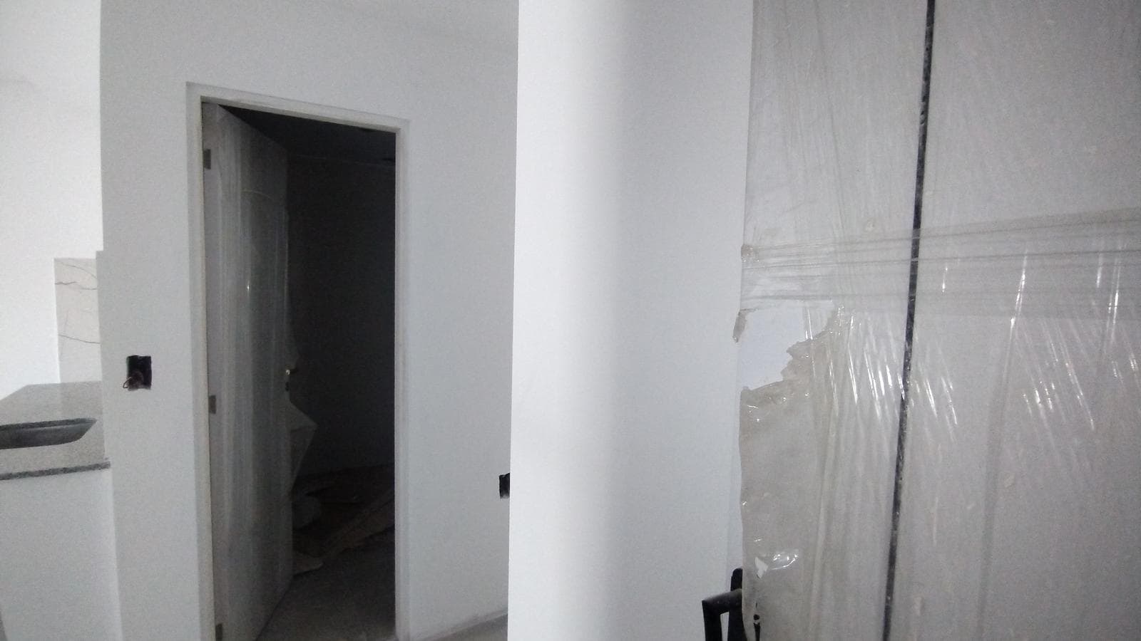For Sale/Financing: Ground-Floor Covered Parking Spaces. Pichincha, Rosario