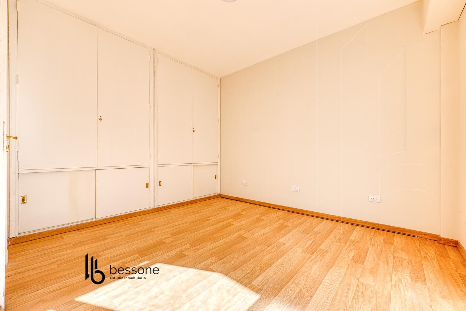 Apartment in Downtown