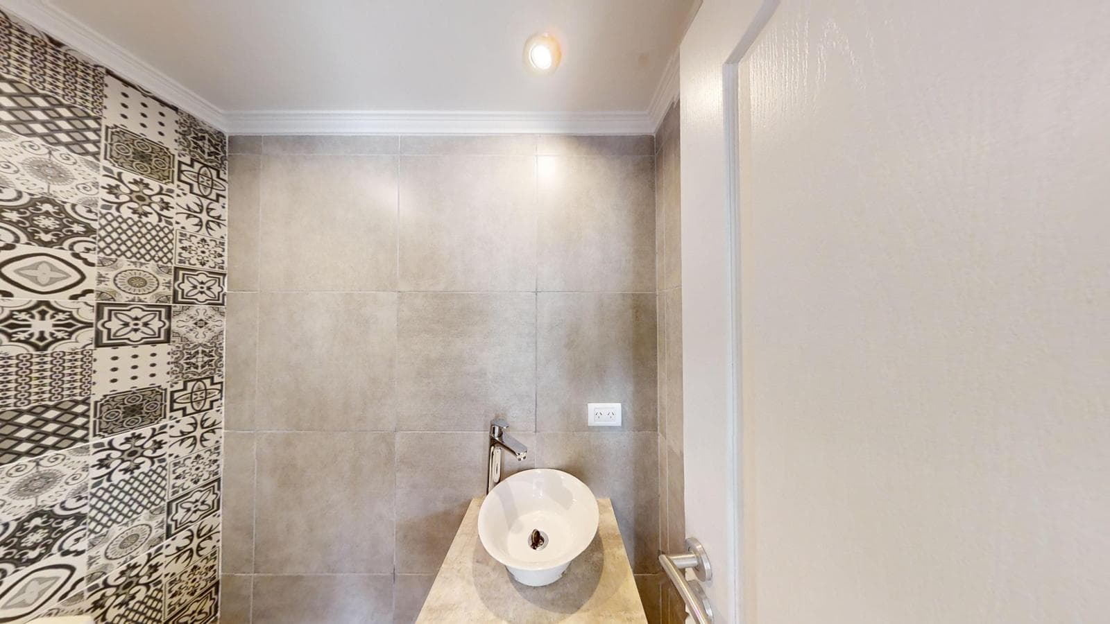 Brand-new triplex in Villa Primera—a great opportunity