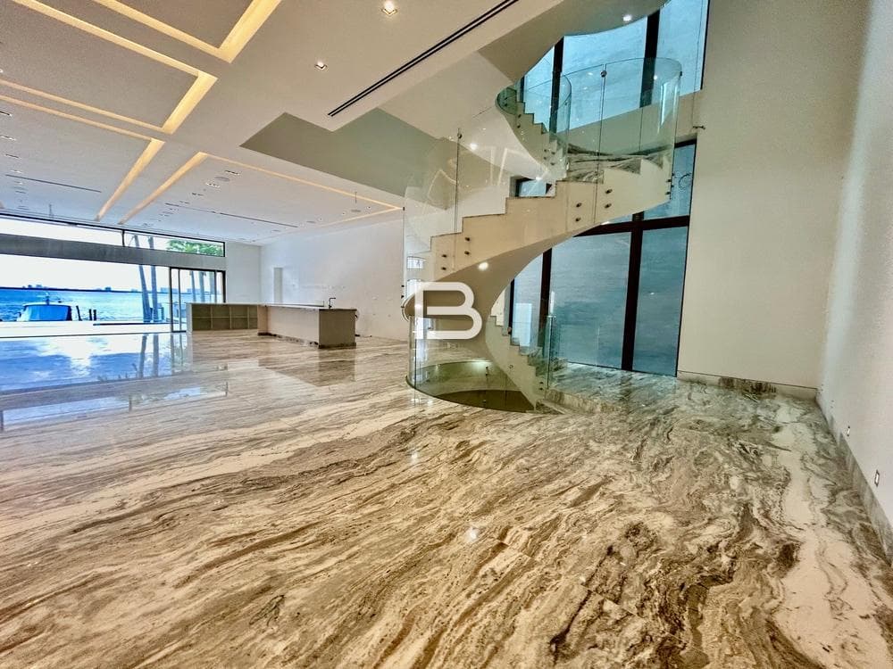 Mansion for Sale in Isla Dorada, Cancún