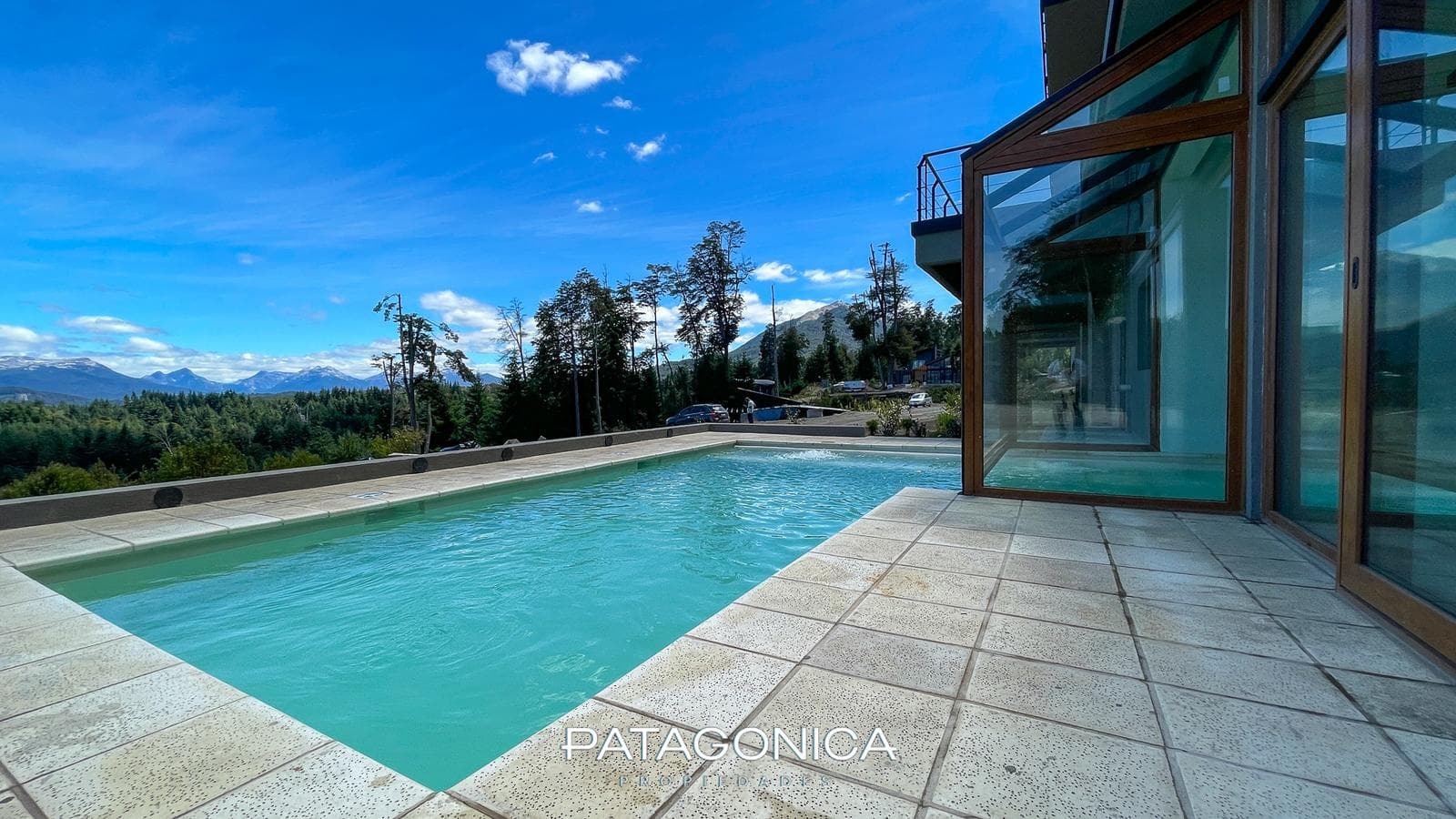 FOR SALE: 3-Bedroom Furnished Apartment—89.78 m² with Lake View—Manzano