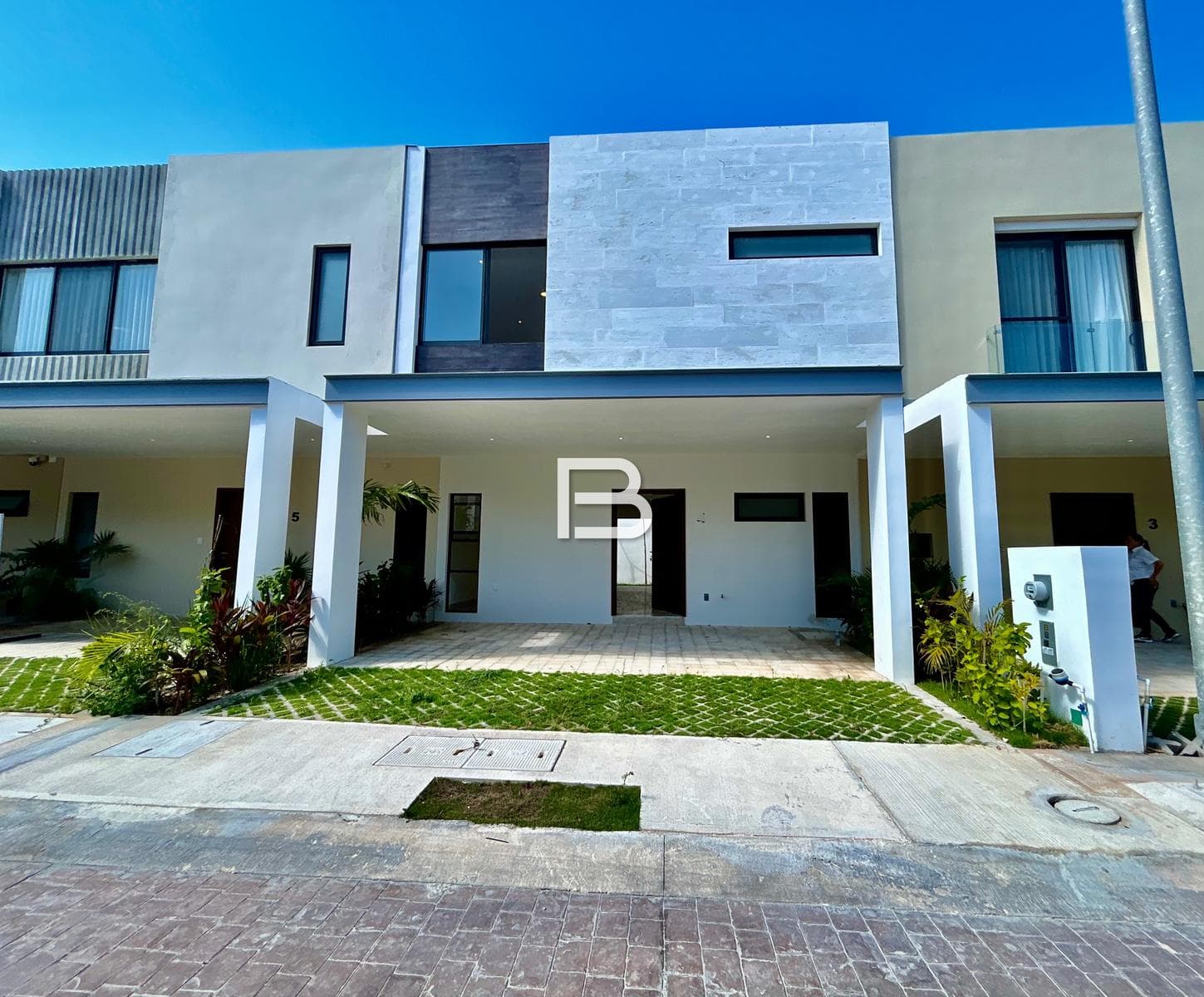 House for Sale in the Arbolada Residential Complex, Cancún, Quintana Roo