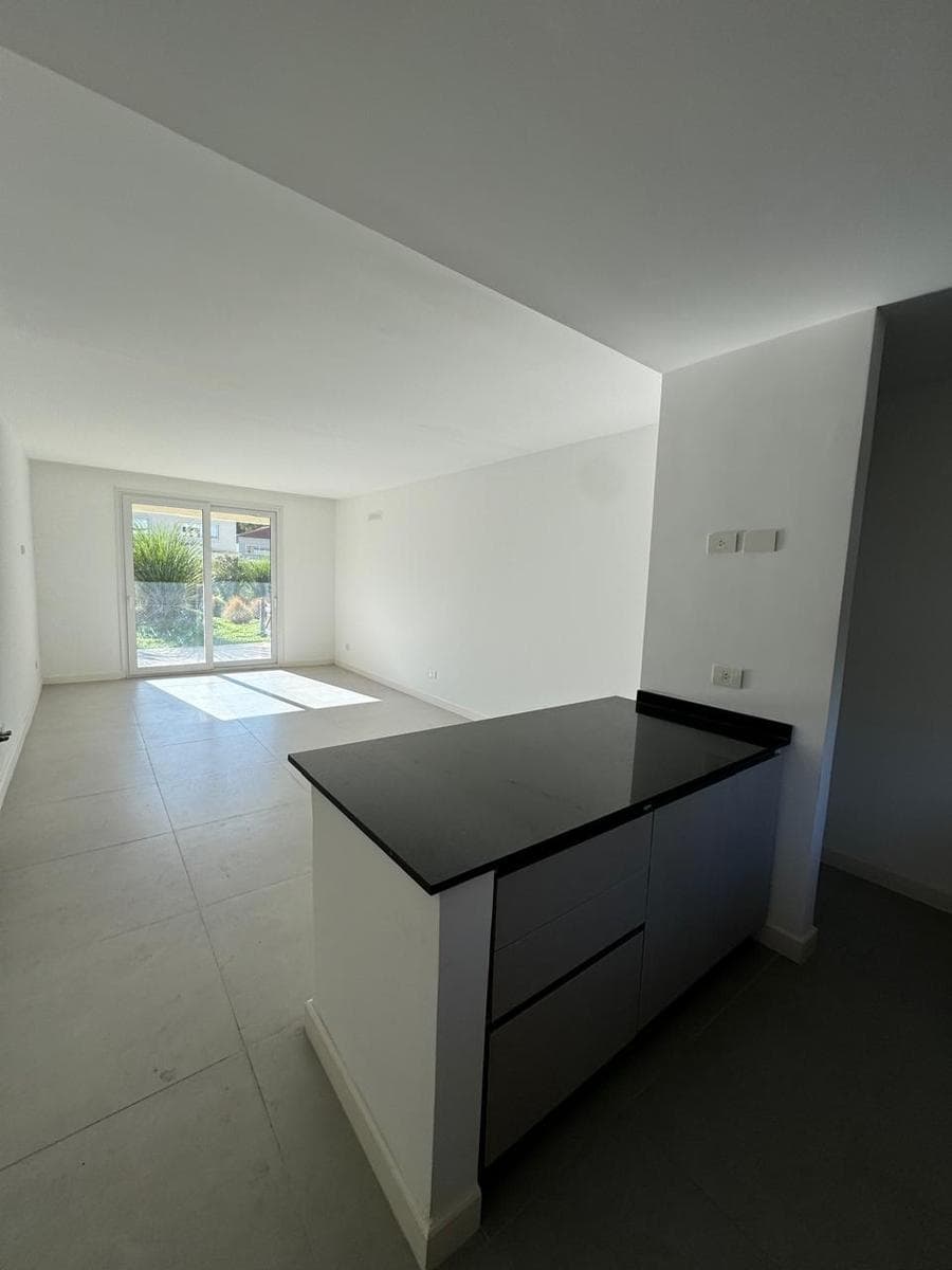 3-room ground-floor apartment in Pilar