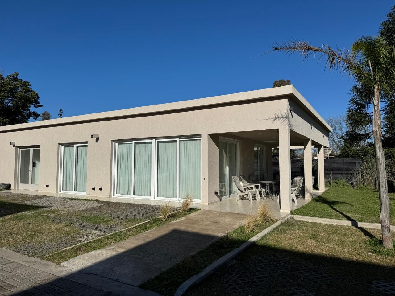 3-room ground-floor apartment in Pilar