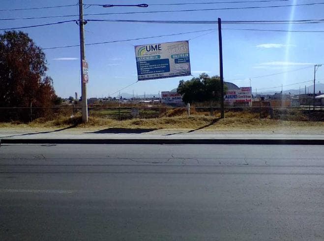 Land for SALE Along the Mexico City–Pachuca Federal Highway (unencumbered). Zoned for urban corridor use