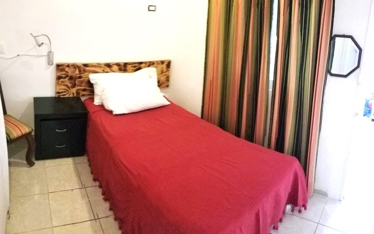 3-Bedroom House for Rent, Fully Furnished | In Downtown, Move-In Ready
