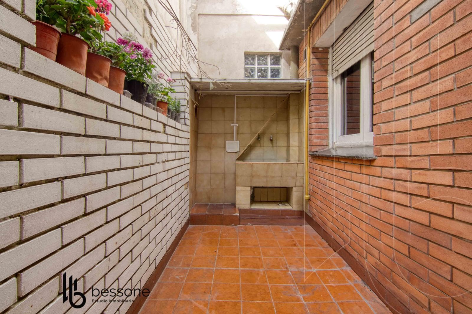 Apartment in Chauvin