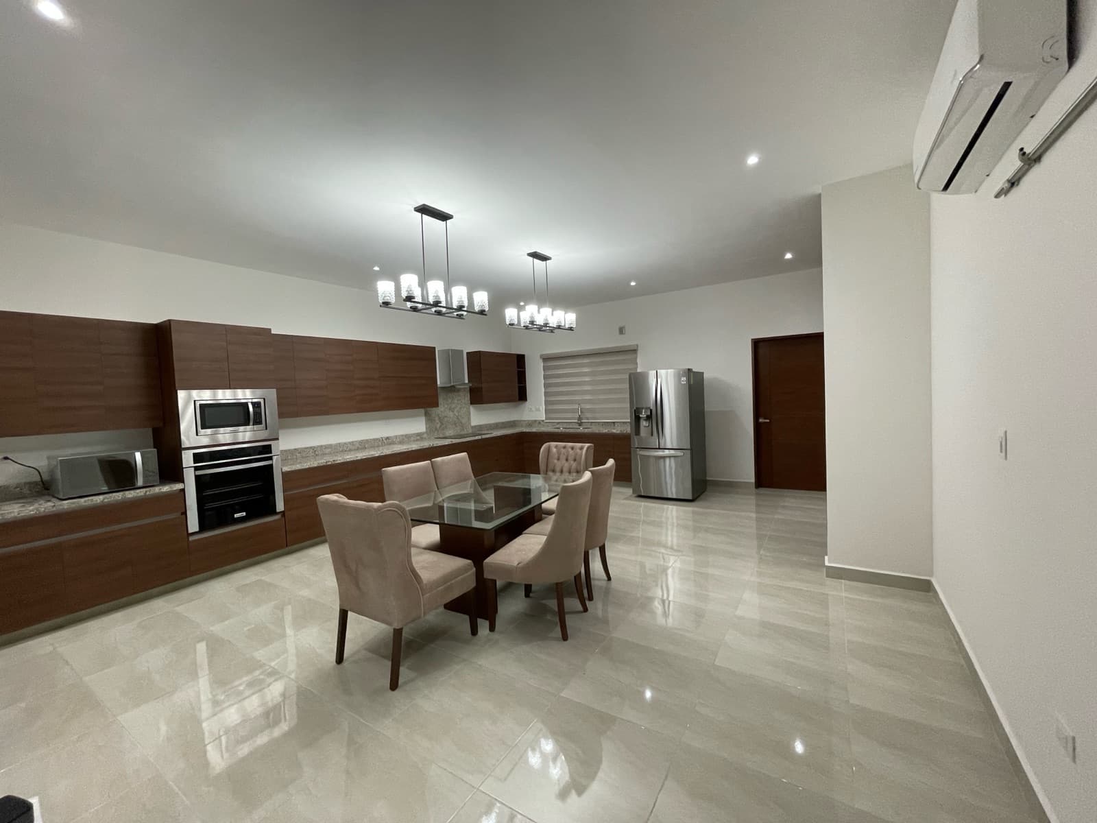 HOUSE FOR SALE IN RINCONADA COLONIAL, APODACA