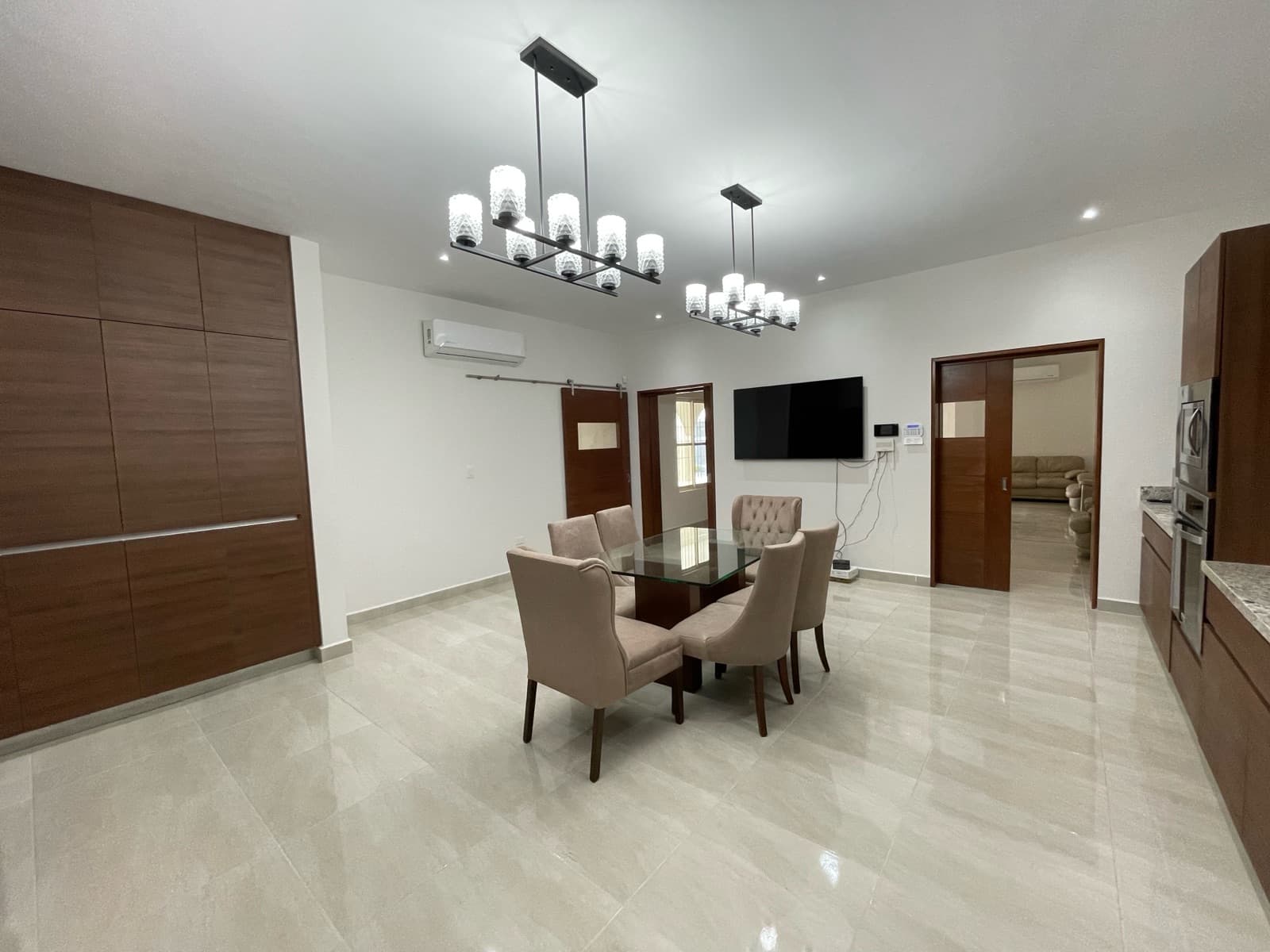 HOUSE FOR SALE IN RINCONADA COLONIAL, APODACA