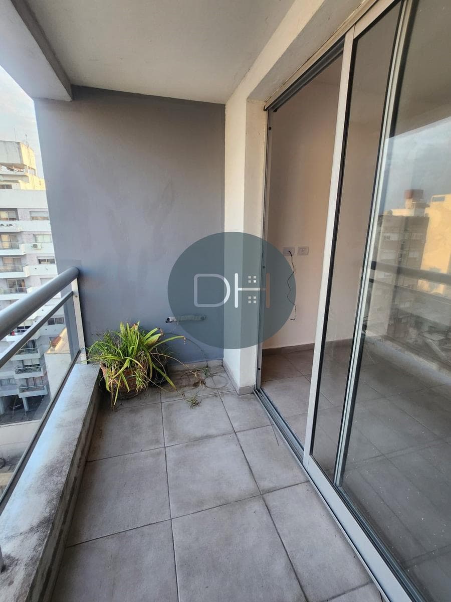 Apartment with a garage in La Plata
